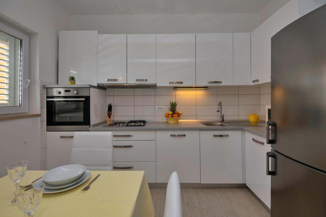 Apartment With Big And Free Private Parking *