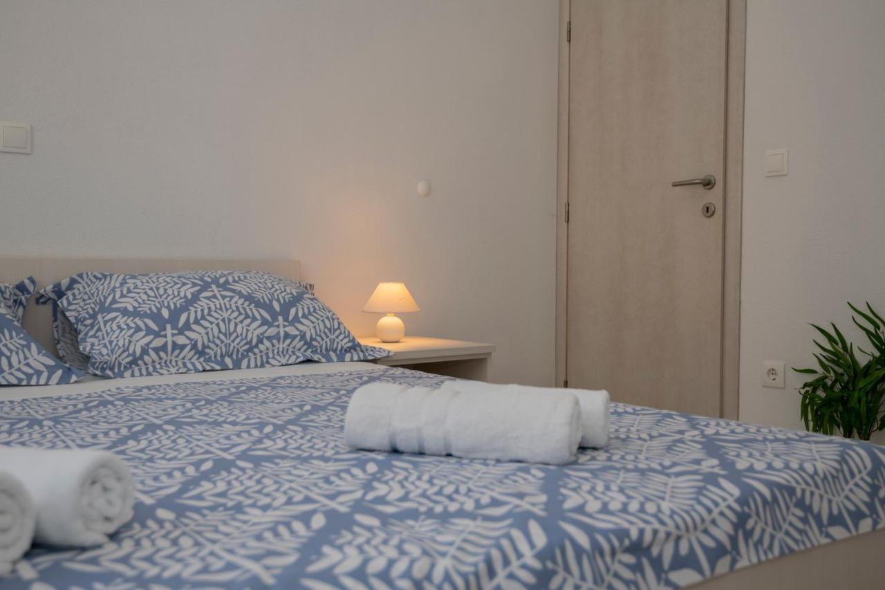 With Big And Free Private Parking Makarska